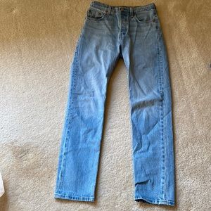 Levi’s Lightwash 501 Jeans